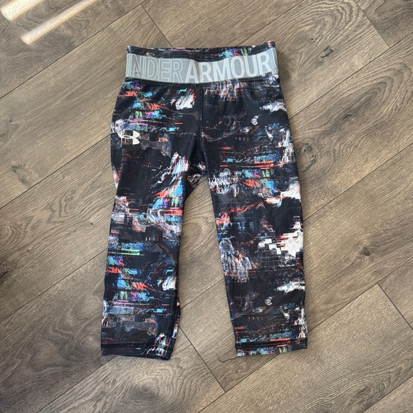 Under Armour Kids Leggings - Black with Multi-Color Print - Picture 1 of 1